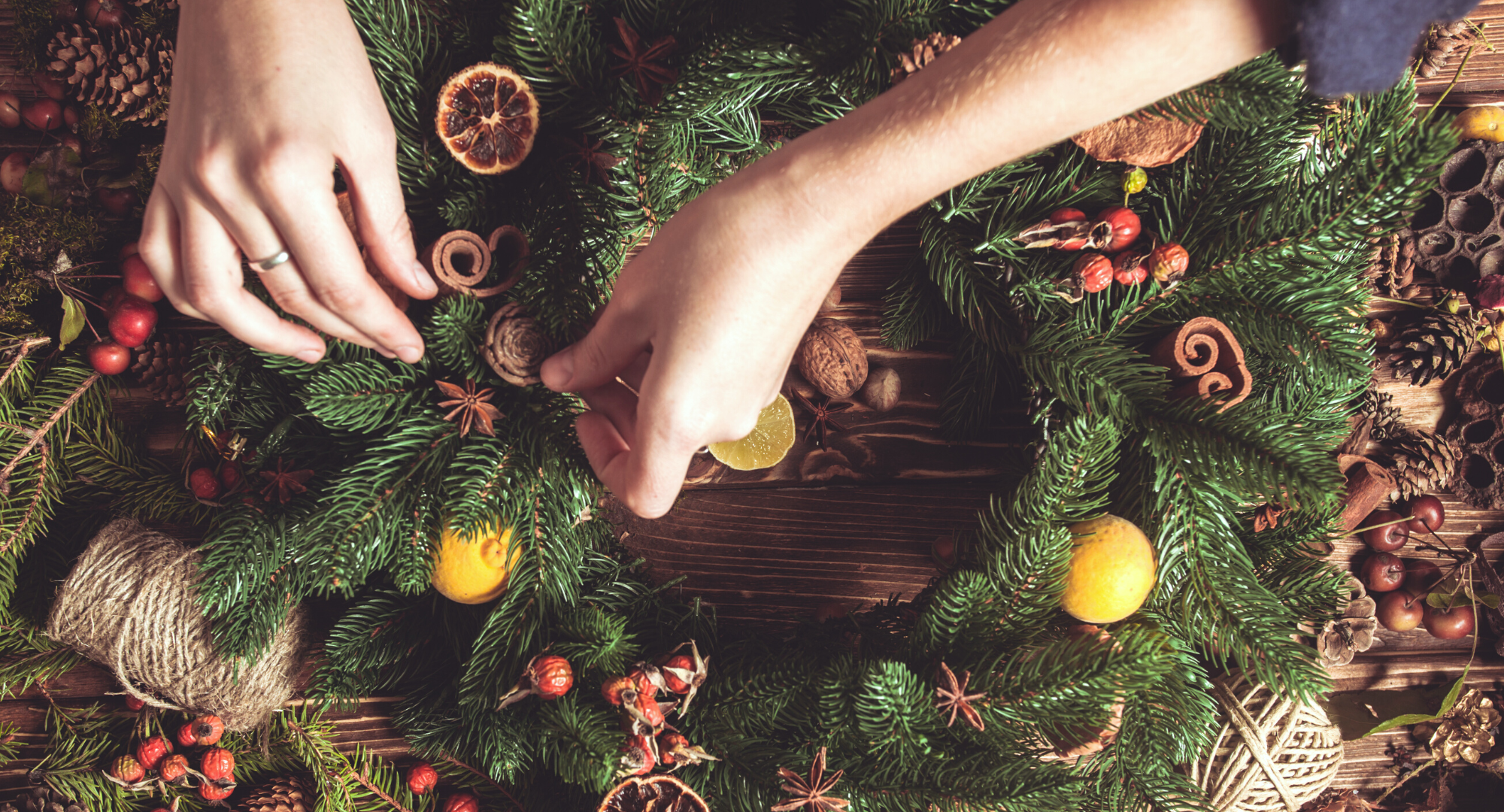 5 Ways to Embrace Minimalism During the Holiday Season